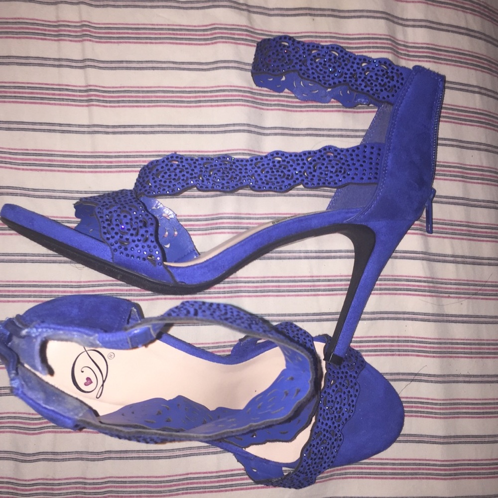 Blue stoned heels